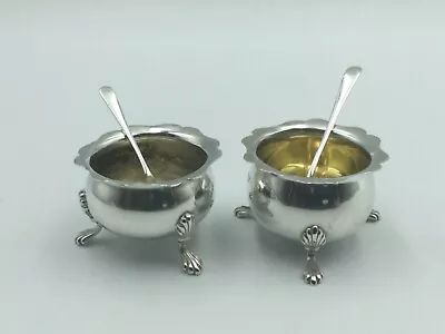 PAIR OF EDWARDIAN SOLID SILVER SALT CELLARS WITH SPOONS BY ELKINGTON & Co C1903 • £65