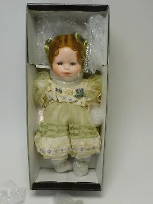  Margot  Christine Et Cecile/ Mundia Reve De Porcelaine Collectible Doll Rare. • $199