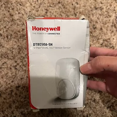 Honeywell DT8050A-SN  V-Plex Dual TEC Motion Sensor • $69.99