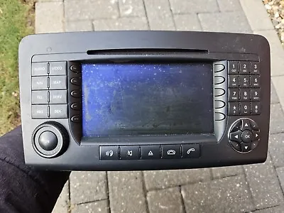 Mercedes-Benz A1649002401 Navi Sat Unit Radio Sterio ML320 2007  • £145