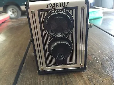 $45 • Buy Vintage SPARTUS FULL-VUE 120 Box Camera