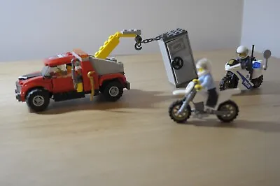 LEGO CITY: Tow Truck Trouble (60137) • $16