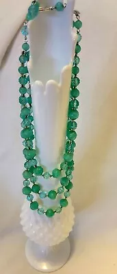 Vintage Three Strand Plastic Two Toned Green Necklace • $15.90