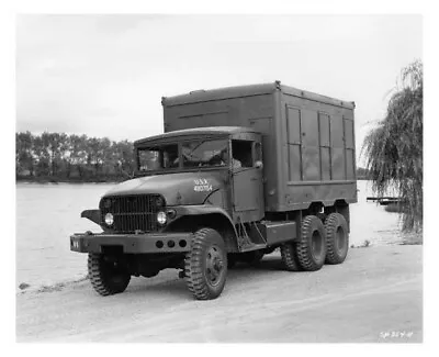 1944 GMC M135 Military Box Truck Vehicle Factory Press Photo 0043 • $13.67