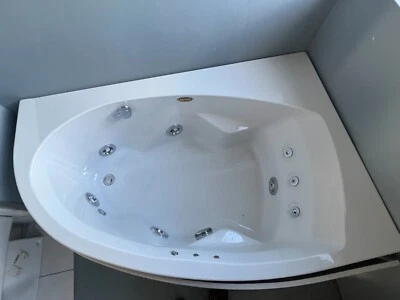 Whirlpool Corner Bath Deals ⇒ Best Sales in UK | Dealsan