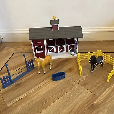 £26 • Buy Breyer Reeves Barn Stable Jumps  Farm Horses Foal🐴 Animal Creations Toy Bundle
