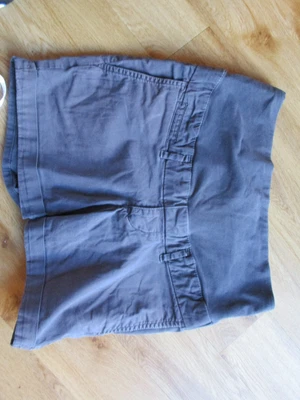 H&m Mama Navy Maternity Safari Shorts Size 6 • £1.99