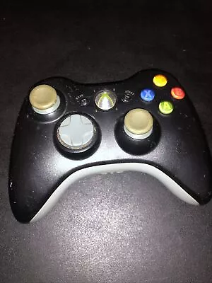 Black Xbox 360 Controller • $13