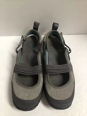 Merrell  Mary Jane Sandals Women’s 6 Drizzle Gray Suede J57502 Sling Back • $10.99