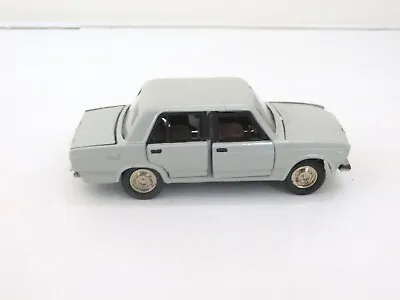 1:43 Vaz 2107 Lada Damaged Novoexport Ussr Cccp Gaz Zil Zis Moskvitch Volga • $22.08