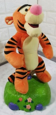 £9.99 • Buy Disney Thinkway Toys Winnie The Pooh Tigger 14” Plush Talking Room Guard WORKING