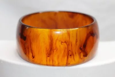 Vintage Bakelite Root Beer Wide Translucent Marbled Bangle Bracelet • $23.99