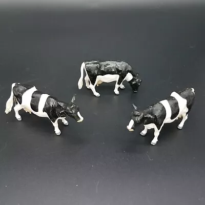 (3) Vintage BRITAINS 1984 Black And White Miniature Cow Figurines CHILDS TOYS  • $21.58