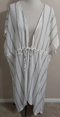 *NWT* IN'VOLAND Womens Size 26W Stripped Coverup #913 • $17.99
