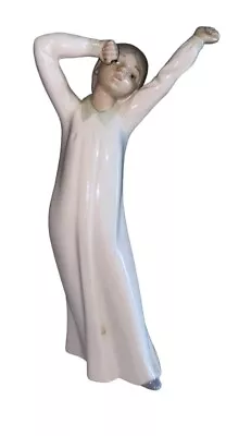 Zaphir Porcelain Figurine Made In Spain  8 1/4” ‘Morning Stretch’ • $39.09
