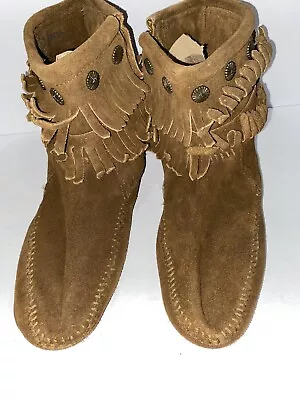 MINNETONKA WOMEN 6 DOUBLE FRINGE ZIPPER MOCCASIN Suede Leather ANKLE Brown BOOTS • $39.99