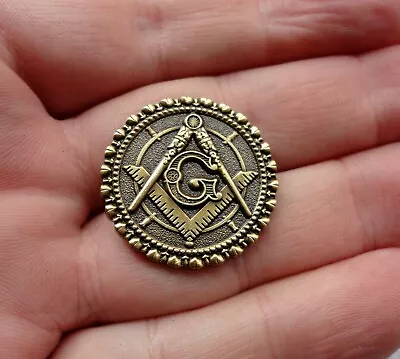  Round Freemason Masonic Lapel Pin Badge G Geometry Square Compass #476 • £4.99