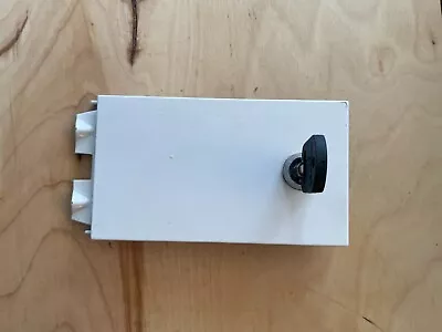 MAYTAG COMMERCIAL WASHER White ACCESS DOOR  22003679.  ZB7 Lock And Key • $32