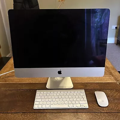 IMac (21.5-inch Late 2013) With Apple Mouse & Keyboard • £22