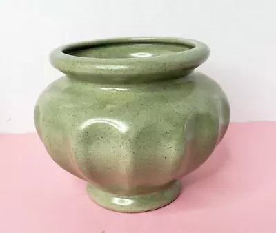 Vintage Haeger Olive Green Speckled Pottery USA Pedestal Footed Planter/Vase • $25