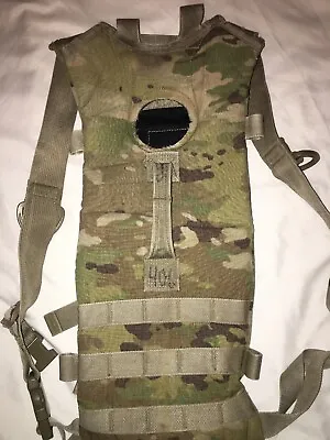 US Military Issue *** Multicam MOLLE II Hydration System Carrier *** Good  • $11.04