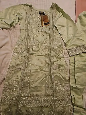 Pakistani Trouser Suit. NEW Size Small. Embroidery Work. • £25.09