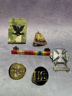 US Military Medals And Pins Lot 6 - Very Good Condition • $10