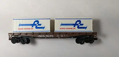 N Scale Unbranded  UNION PACIFIC Flat Car With  Two 20' Containers • $10