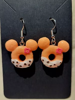 Minnie Mouse Donut Earrings • $8