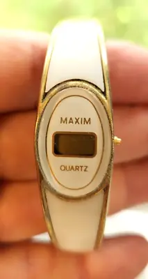 Maxim Quartz Womans Digital Watch For Parts • $12.99