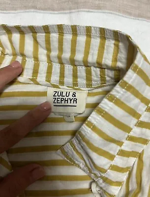 Zulu & Zephyr Button Up Light White Yellow Striped Long Sleeves Shirt Size 10 • $35.99