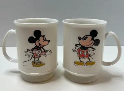 Vintage Walt Disney MICKEY & MINNIE MOUSE White Plastic Pedestal Cups-Set Of 2 • $4.99