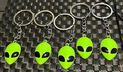 UFO Collection: Green Metal/Enamel Alien Head & Stainless Steel Key Chain • $4.50