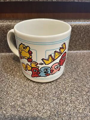 Vintage PAC-MAN Video Game Midway Arcade Coffee Mug Cup ENGLAND M1 • $18.99