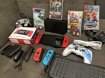 Nintendo Switch Console Bundle Lot - 9 Games - 4 Controllers - 256GB Micro SD! • $349.95