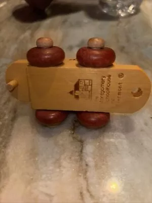 Vintage Montgomery Schoolhouse Vermont Wooden Toy Train Set 5 Pieces Red Wheels • $30.09