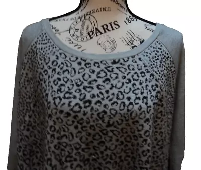 NWOT Quacker Factory Women's Plus 3X Top Shirt Gray Animal Print Sequins Cotton • $19.99