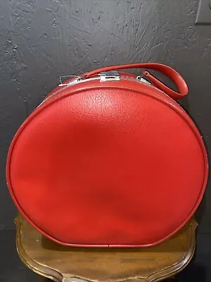 17” Vintage Amelia Earhart Red Luggage Round Hat Box/Overnighter • $49.99