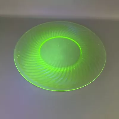 Vintage Uranium Glass Anchor Hocking Swirl Plate Green Depression 8  Spiral • $12.99