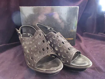 Womens B Makowsky Gray Leather Sandals GUC Buckle W/ Box Size 11 • $7.50