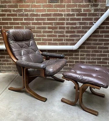 Pair Of DANISH DELUXE And A Foot Rest • $590