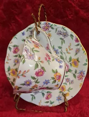 Rosina  Cup & Saucer Vintage English Bone China 5065 Floral Pattern W/Wire Stand • $12