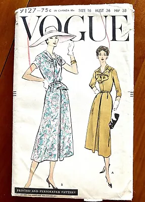 COMPLETE 1957 Vintage Vogue Design DRESS Pattern 9127 Size 16 Bust 36 UNCUT • $4.99