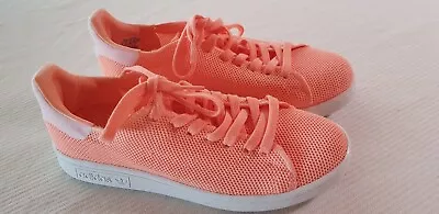 $28 • Buy Size 7 / 38 Adidas Stan Smith  Lace Up Sneakers 