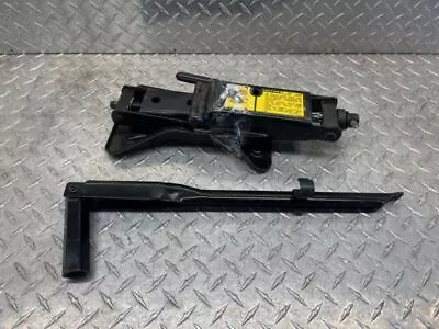 84-96 Corvette C4 Jack And Tool Kit Oem  • $99.95