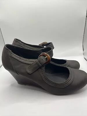 I Love Billy Size 8 Heels Wedge Brown Mary Janes  Buckle Closure • $39.95