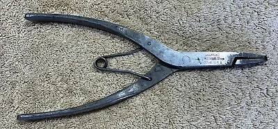 Vintage RARE Pre Snap-On 70A Vacuum Grip Brake Snap Ring Key Pliers • $20