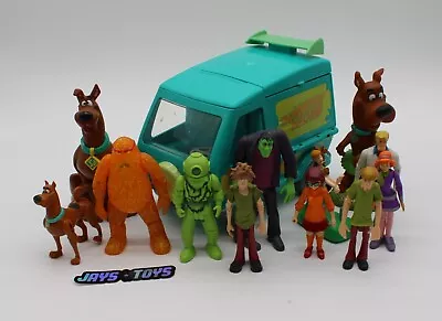 Scooby Doo Toys Lot- 12 Figures/Figurines And Mystery Machine Vehicle • $14.50