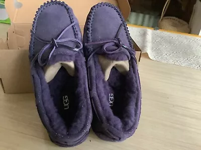 New UGG Dakota Twinkle Night Shade Suede Slippers Moccasins Size 5 Women • $54.99