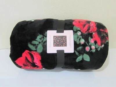 $23.95 • Buy Victoria Secret RED ROSE FLORAL ❤ BLACK FRIDAY SHERPA PLUSH COZY HOLIDAY BLANKET